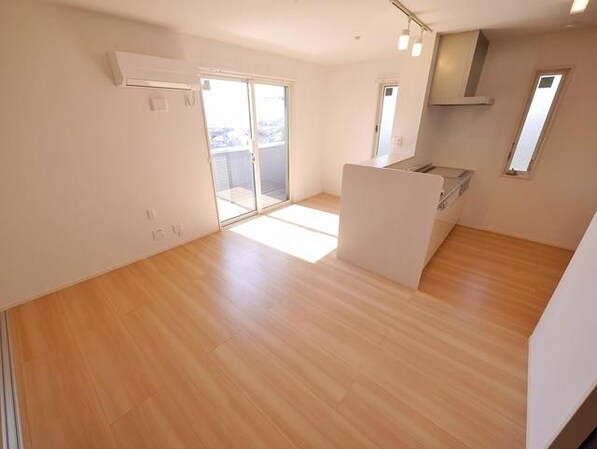 Y’sガーデンの物件内観写真